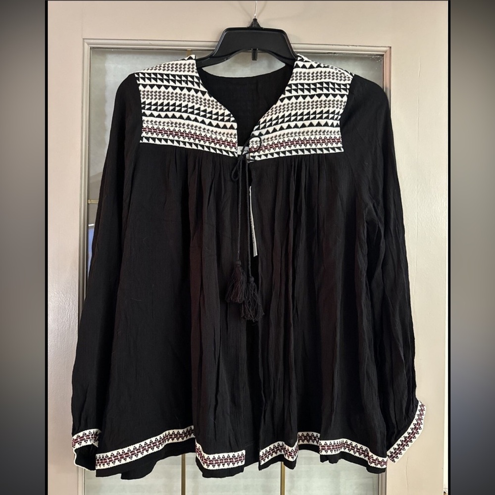 H&M Boho Embroidered Tunic Top Tie Front 2 Black Cream Red Geometric Aztec